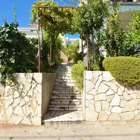 Seaside With A Swimming Pool Seget Vranjica, Trogir - 4284 Apartment Donji Seget